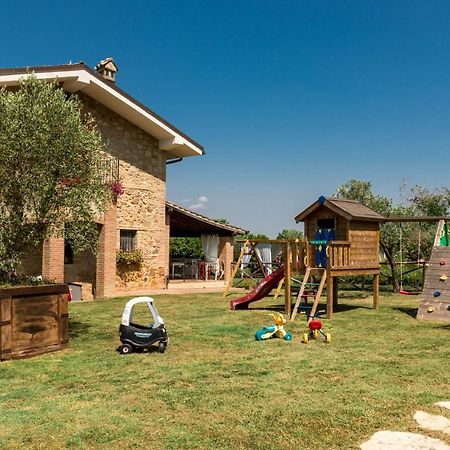 Bed and Breakfast Il Barbagianni Montepescali Exterior foto