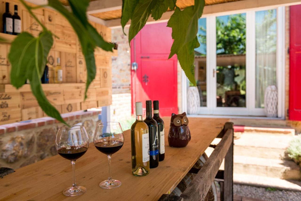 Bed and Breakfast Il Barbagianni Montepescali Exterior foto