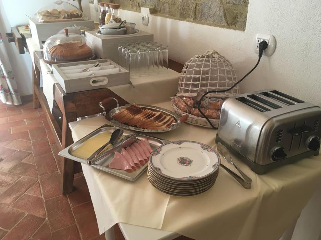 Bed and Breakfast Il Barbagianni Montepescali Exterior foto
