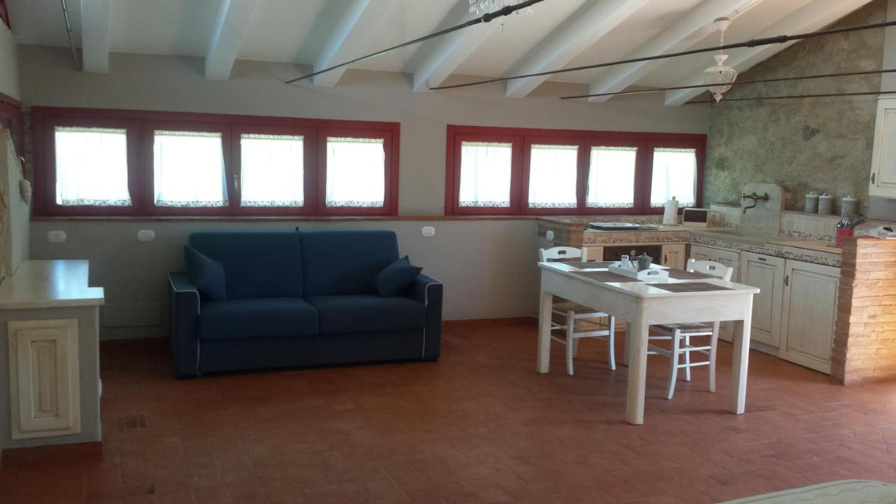 Bed and Breakfast Il Barbagianni Montepescali Exterior foto