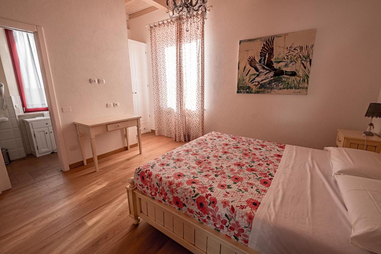 Bed and Breakfast Il Barbagianni Montepescali Exterior foto